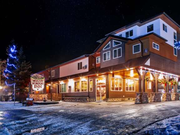 Mount Robson Inn Holiday Season
